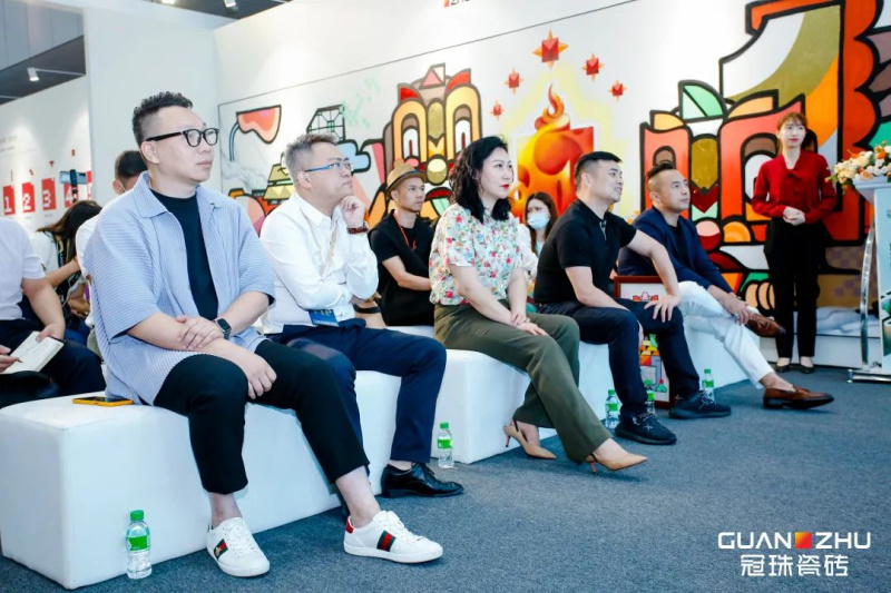 冠珠瓷砖X中国人的家战略发布会现场.jpg